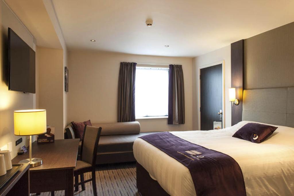 Premier Inn Tring Kamer foto
