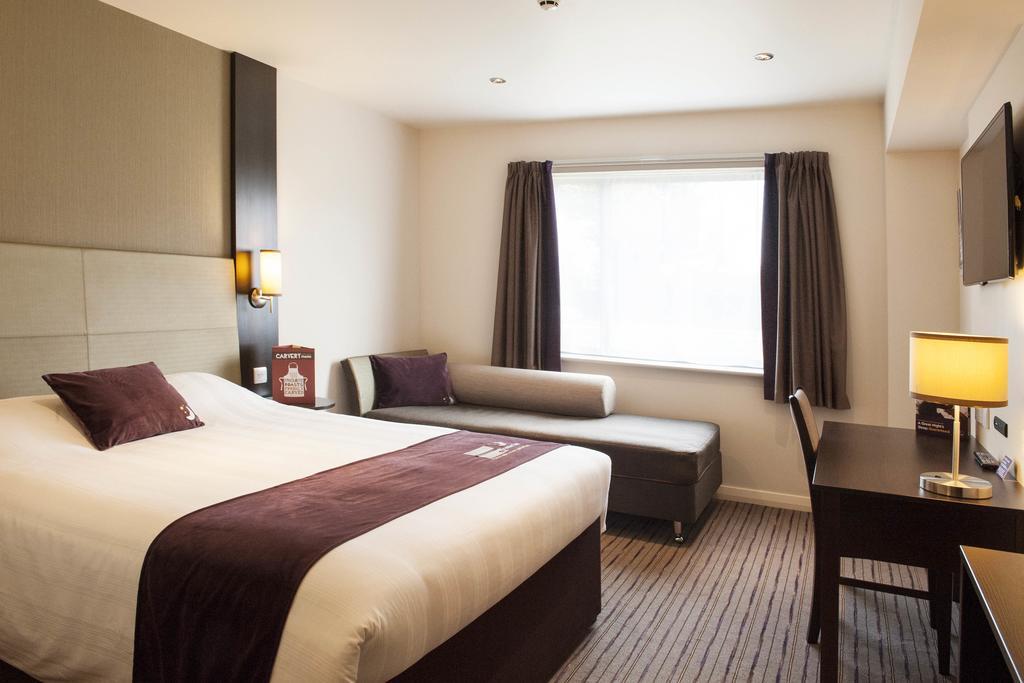 Premier Inn Tring Kamer foto