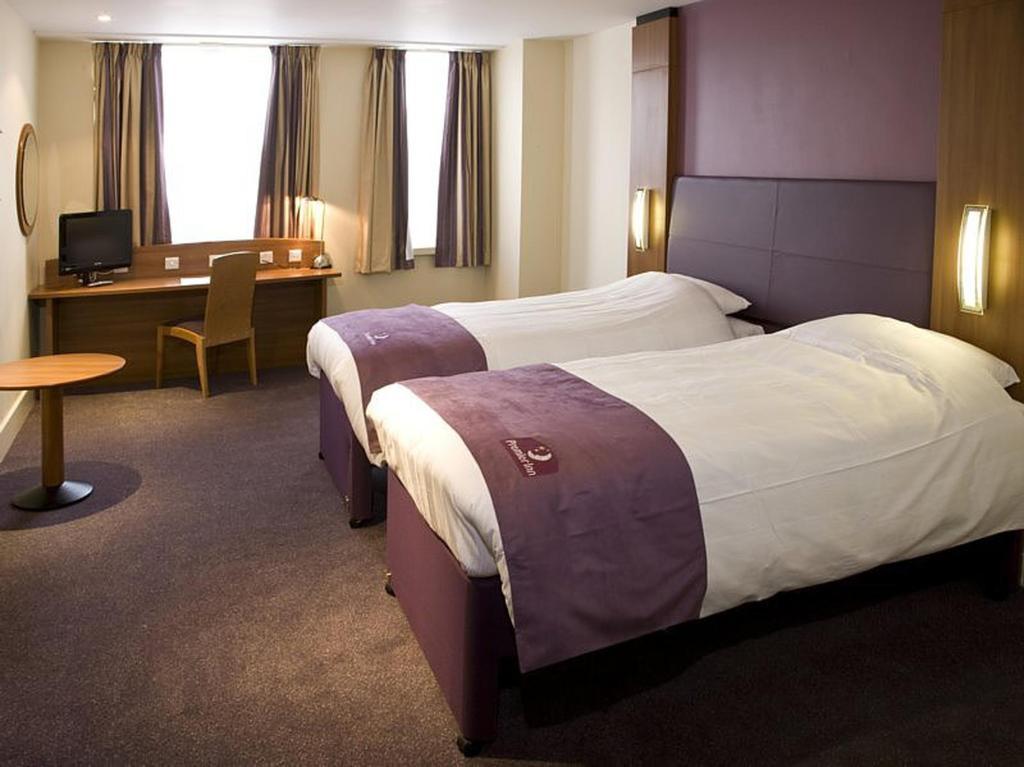 Premier Inn Tring Kamer foto