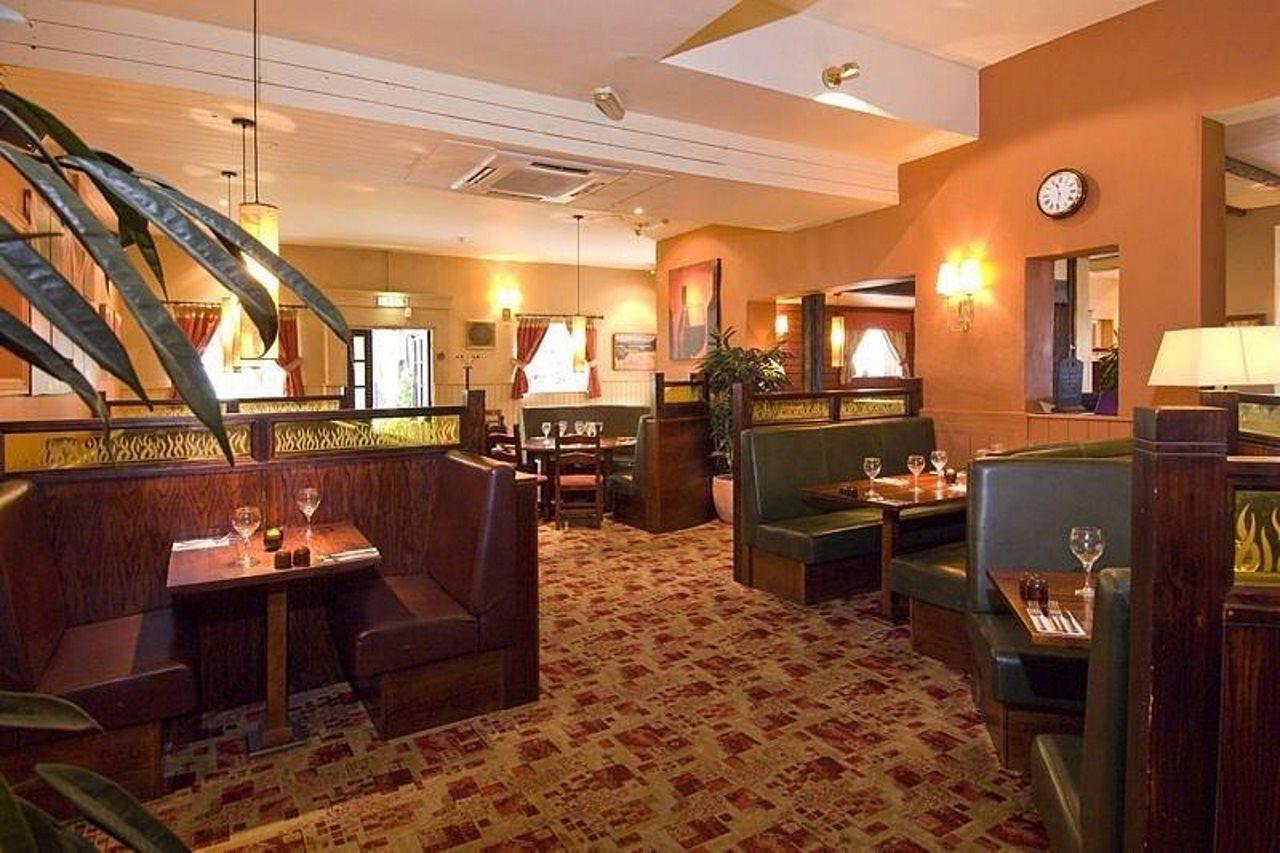 Premier Inn Tring Buitenkant foto